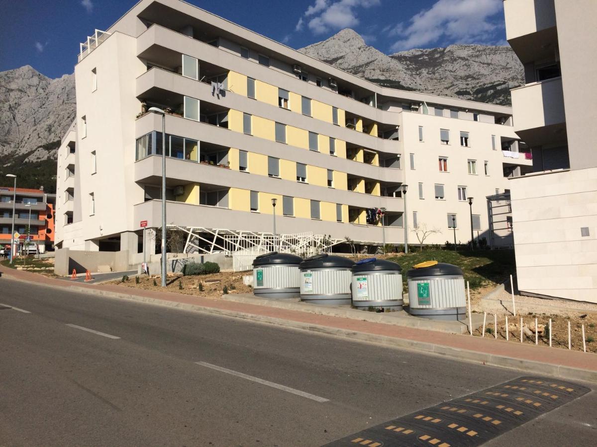 Apartment With A Parking Space - 13871 *